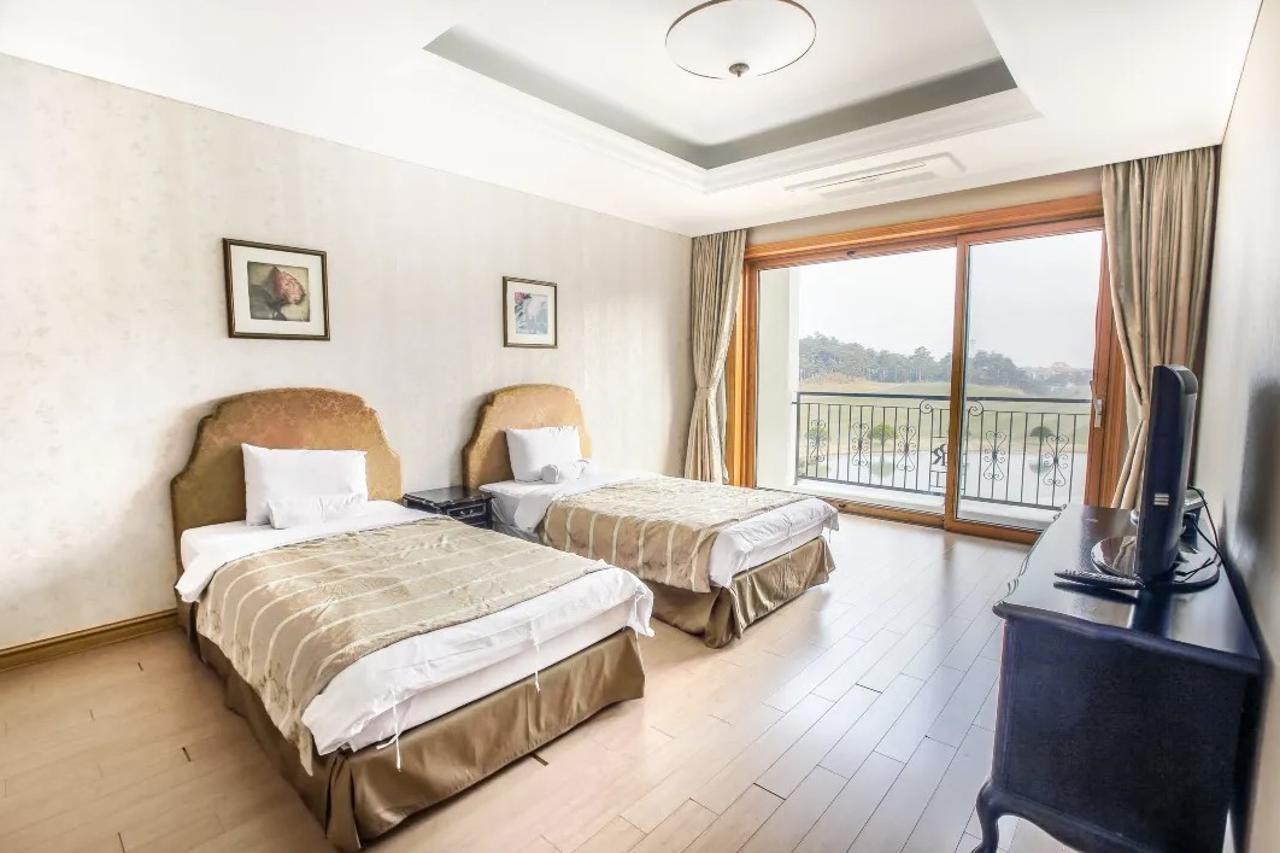 Pineridge Hotel Sokcho Buitenkant foto